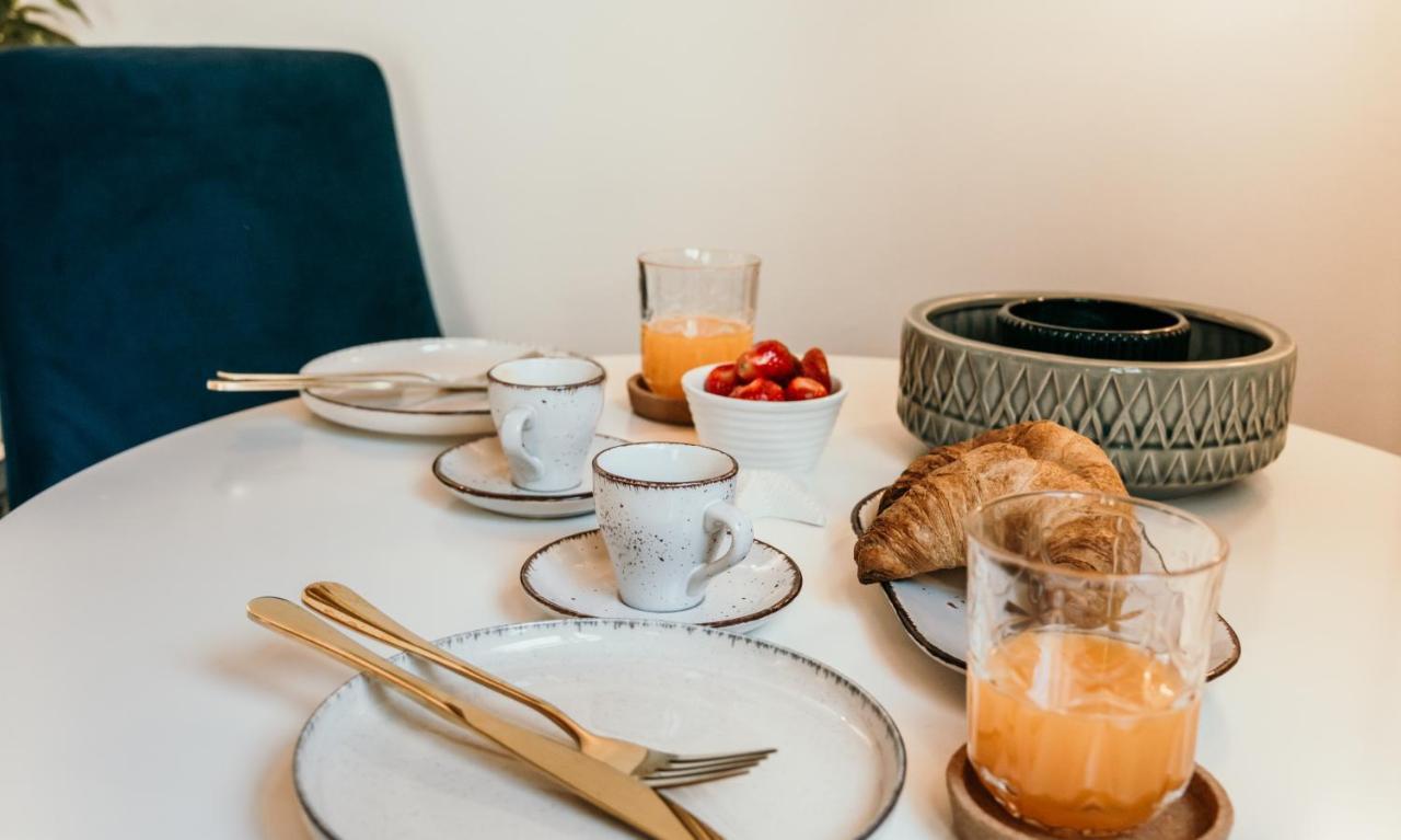 Mila And Jurija Formenti 2 Apartments In Heart Of Nautic Marina, With Heated Swimming Pool, Bikes, Sup, Kajak 斯克拉丁 外观 照片