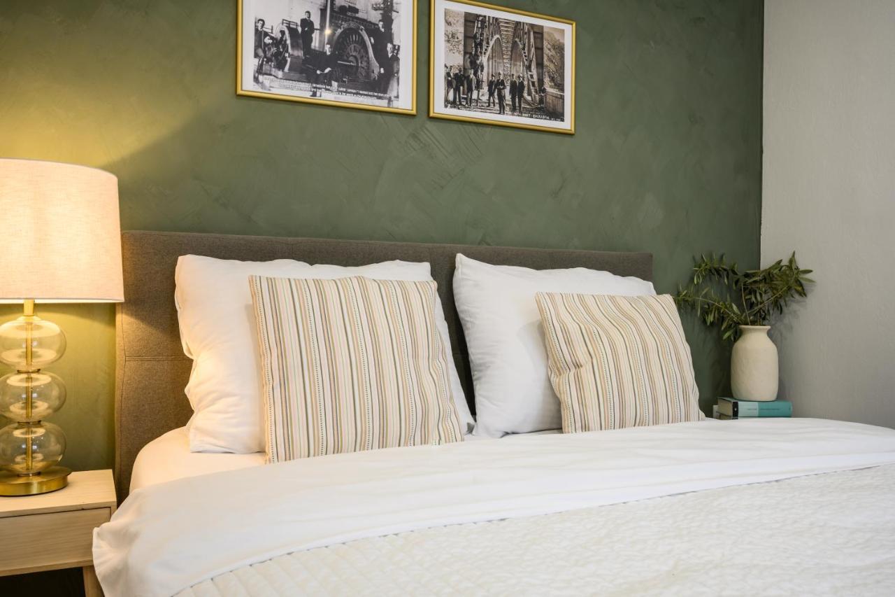 Mila And Jurija Formenti 2 Apartments In Heart Of Nautic Marina, With Heated Swimming Pool, Bikes, Sup, Kajak 斯克拉丁 外观 照片
